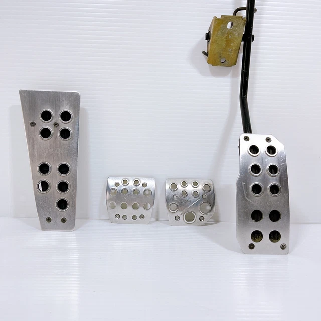 JDM NISSAN SKYLINE Genuine Option Nismo Old Logo Pedal Cover OEM R32