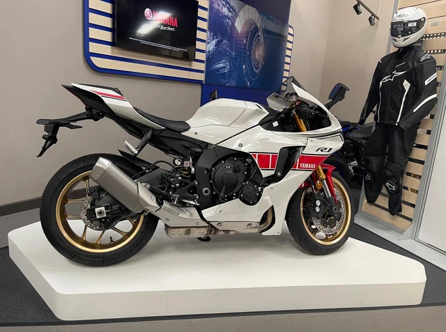 Brand New Yamaha R1 World GP 60th Anniversary Motorcycle Special Offer Last One!