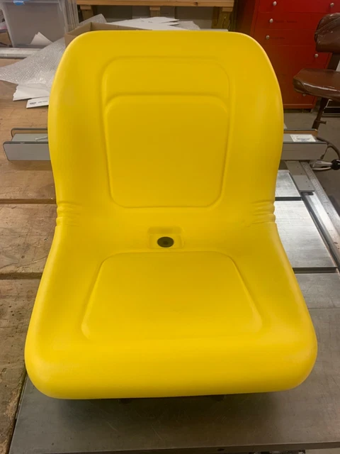 John Deere 670/ 770/ 790/ 870/ 970/ 990/ 1070 Tractor Seat w/ Heavy Duty Base