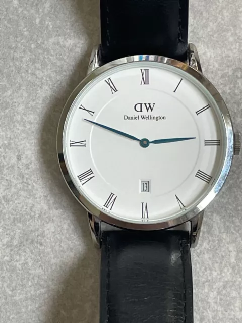 Daniel wellington dapper clearance b38r4