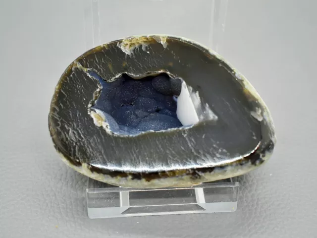 Natürliche ACHAT GEODE Achat Druse Kristallhöhle 204 Gramm / 8x5,5x3,7 cm #X10
