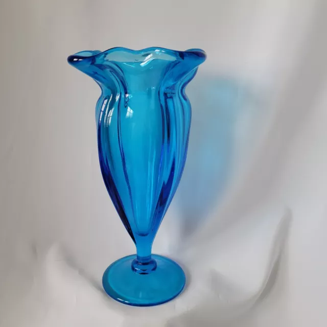 Vintage Optic Rib Blue Blown Glass Vase 4-Edge Tulip Ruffled Edge MCM 9" Tall