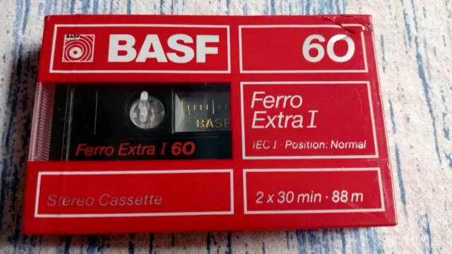 BASF FERRO EXTRA I 60 - CASSETTE TAPE BLANK new SEALED 1988 *plastic box broken