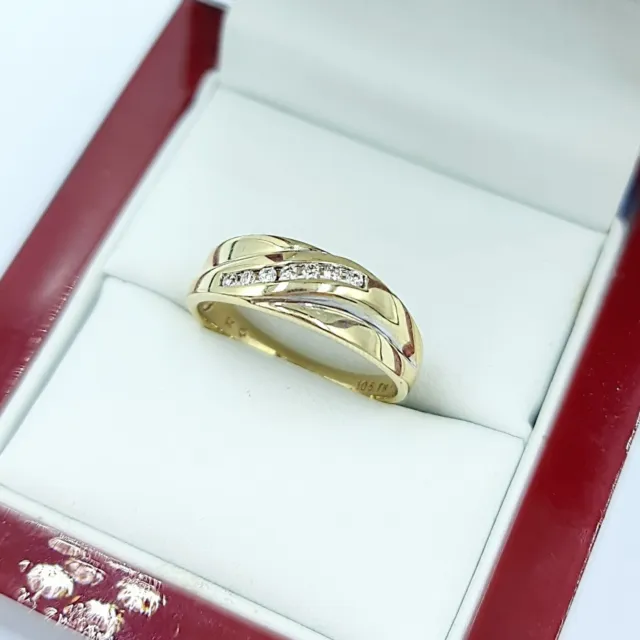 9ct Solid Yellow Gold 0.10 Carat Natural Diamond Swirl Ring - Size R 1/2