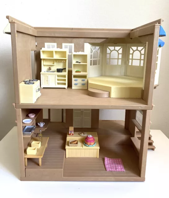 Sylvanian Families Applewood Department Store with Furnitures & Accessories 3