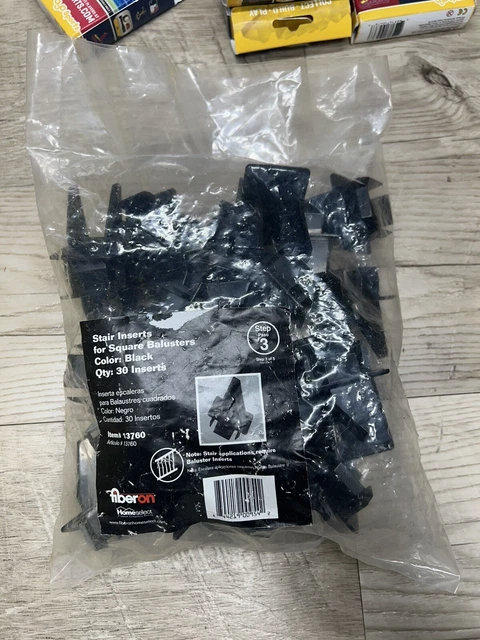 Insertos de escalera de fibra 13760 para balaustres cuadrados - (negro) 30 quilates Paquete sellado