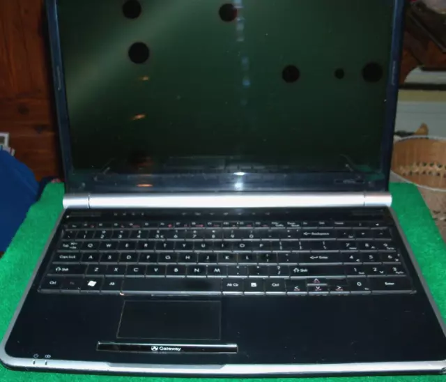 15.6” Gateway Ms 2285 Laptop- Computer Powers On But No Video, May Be Parts Only