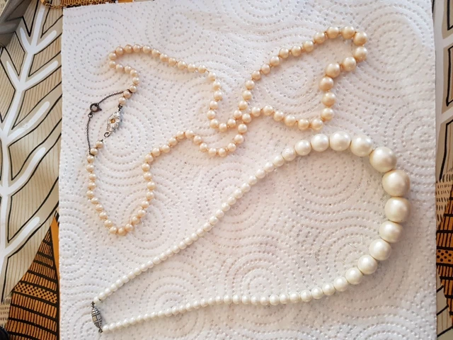 Lot Vintage De Colliers Et Pendentifs – Bijoux Divers – Femme – Multicolore