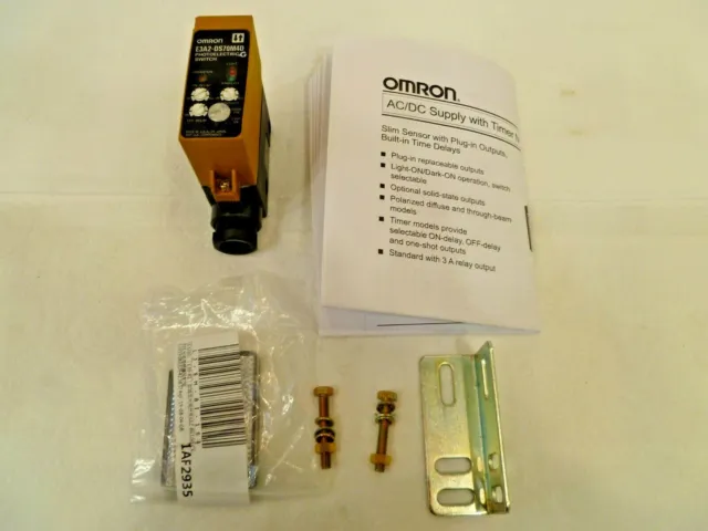 Omron E3A2-Ds70M4D Photoelectric Switch 24~240 Vac 12~240 Vdc (Brand New No Box