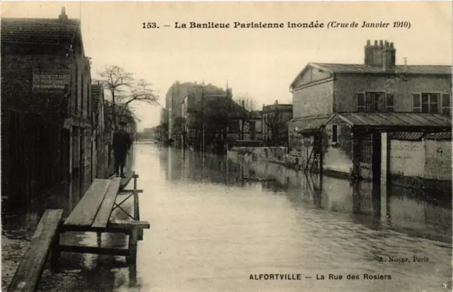 CPA AK ALFORTVILLE La Rue des Rosiers (671756)