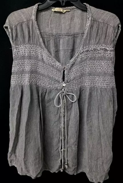 *Anandas gray crinkle embroidered button down sleeveless plus top 3X