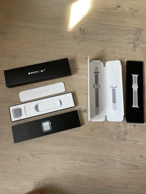 Apple Watch Nike SE Neu in OVP
