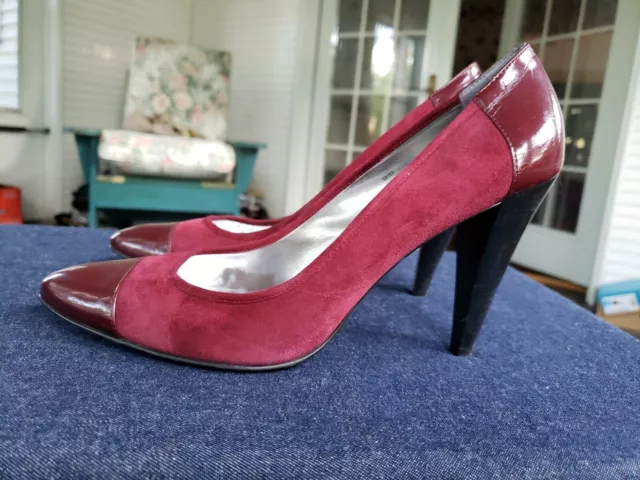 Calvin Klein Poet E0153 Burgundy Patent/Suede Womens Shoes Size 8M Heels. EUC