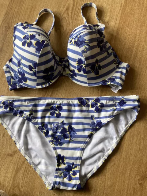 Bnwt M&S Bandeau/ Strapless  Bikini Set With Hipster Briefs.   38C/16  Olive £39