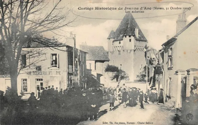 Nevers cortège historique de Jeanne d' Arc
