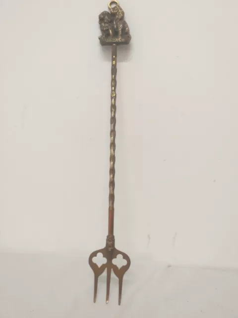 Vintage Spaniel 18 inch 3 Pronged Brass Toasting Fork (H12)