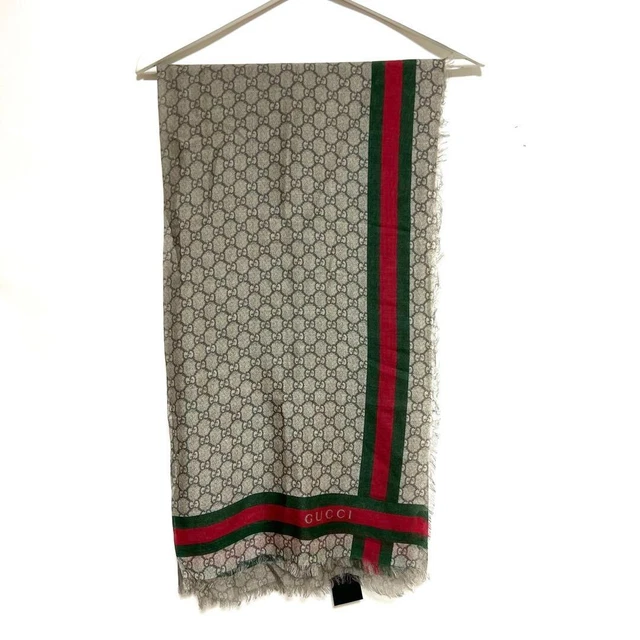 Authentic GUCCI Scarf Shawl sherry line gray large format Thin made in Italy Authentic GUCCI Scarf Shawl sherry line gray large format Thin made in Italy