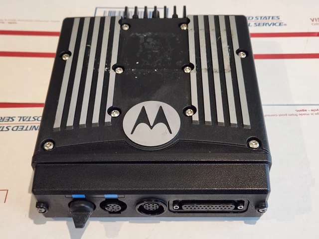 Motorola XTL5000 O5 700-800Mhz Remote Mount Mobile P25 9600 Trunking ADP