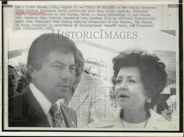 1975 Press Photo Jerry Apodaca and Gladys Gjurick attend Las Cruces fiesta.