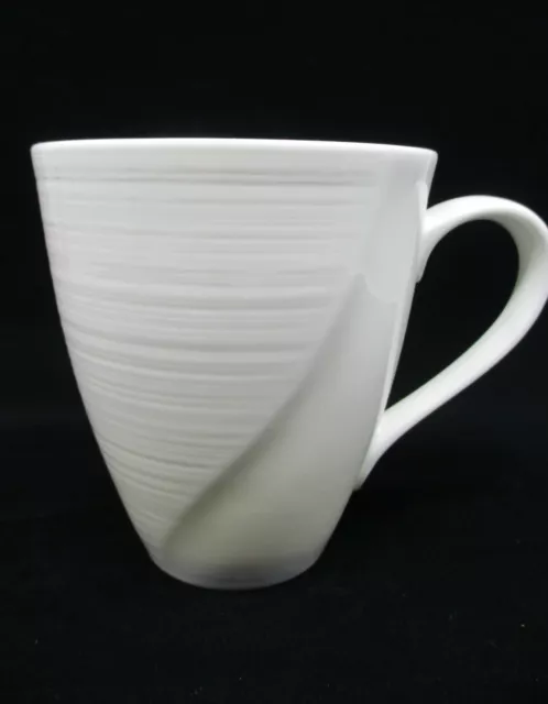 MIKASA ESPRIT MUG - 4" x 3 5/8"   0507D