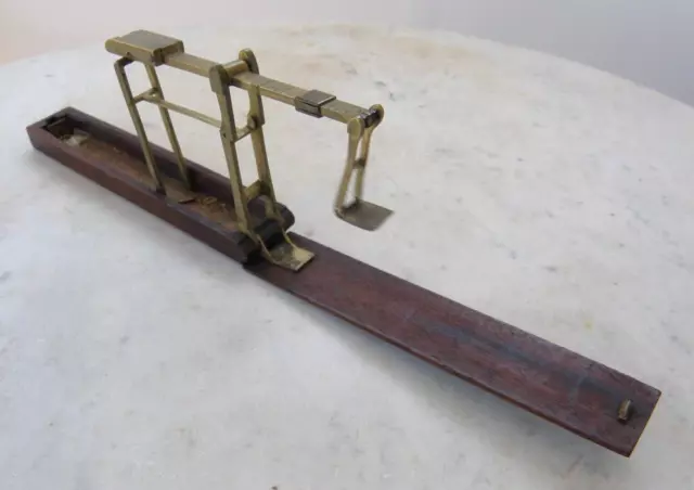 GEORGIAN GOLD SCALE Mahogany Case Folding Brass Adjustable Weigh Bar 1800 As Is