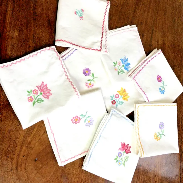 Vintage Cotton Floral Hand Embroidered Place Mat Napkins X9