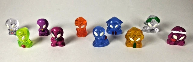 Lot of 10 Alien Gogos Crazy Bones Glow in the Dark Eyes Translucent Mix Rare VTG