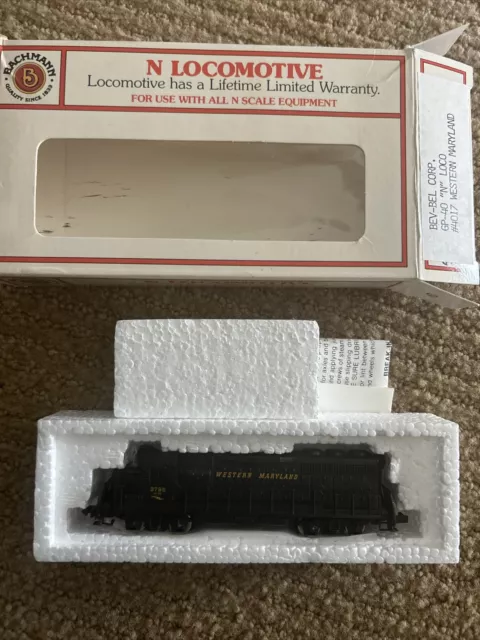 Rare N scale Bachmann GP-40 Loco 4017 (Western Maryland) Excellent