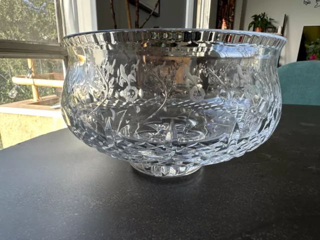 Rogasaka Gallia Crystal Salad Serving Bowl Hand-Blown, Hand-Etched, Hand-Cut