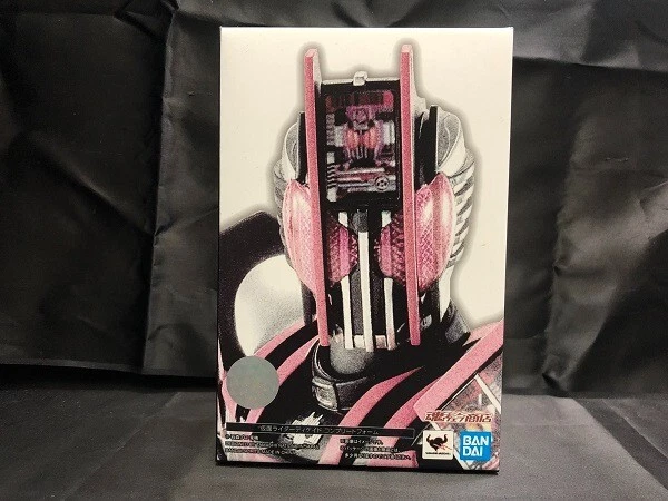 Figurina BANDAI SPIRITS S.H.FIGUARTS (metodo intaglio osso reale) Kamen