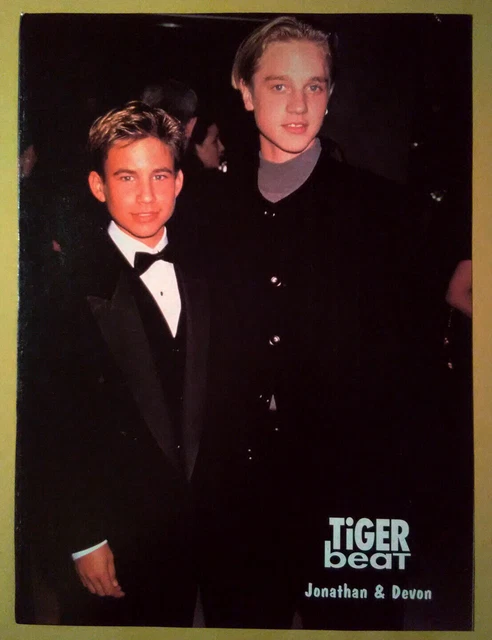 MAGAZINE PINUP~ JONATHAN TAYLOR THOMAS & DEVON SAWA ~1990s ~~Back