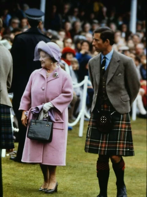 THE QUEEN MOTHER & PRINCE CHARLES - Original Vintage 35mm Slide