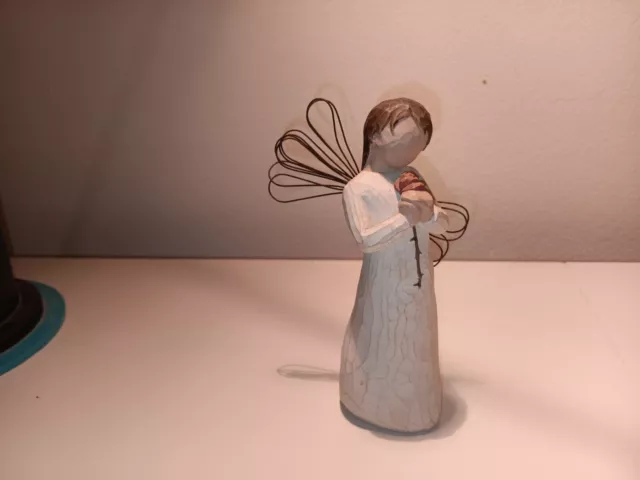 Pre-owned Willow Tree 'Loving Angel' Demdaco 2002 by Susan Lordi