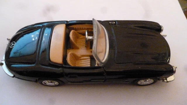 NEWRAY; 1957 MERCEDES-BENZ 300SL Roadster; Open Top, Black £4.91