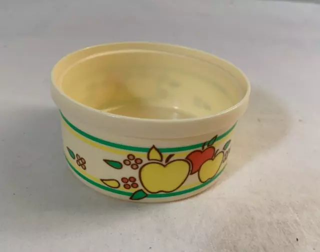 Vintage Toy Chilton Globe Childrens Pretend Play Dish Hard Plastic Apples