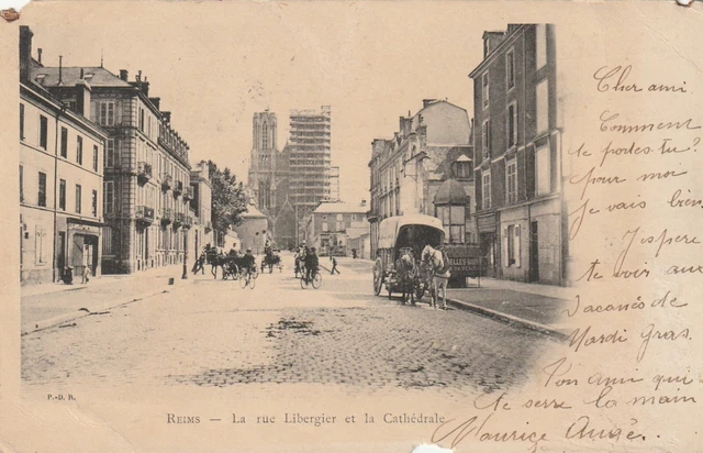 CPA 51 REIMS Le rue Libergier et la Cathédrale