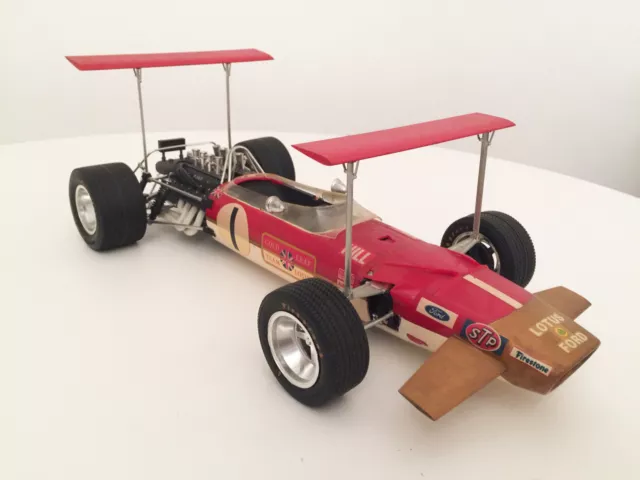 TAMIYA 1:12 F1 Lotus Ford Type 49B #1, Graham Hill, 1969 South African Grand Prix