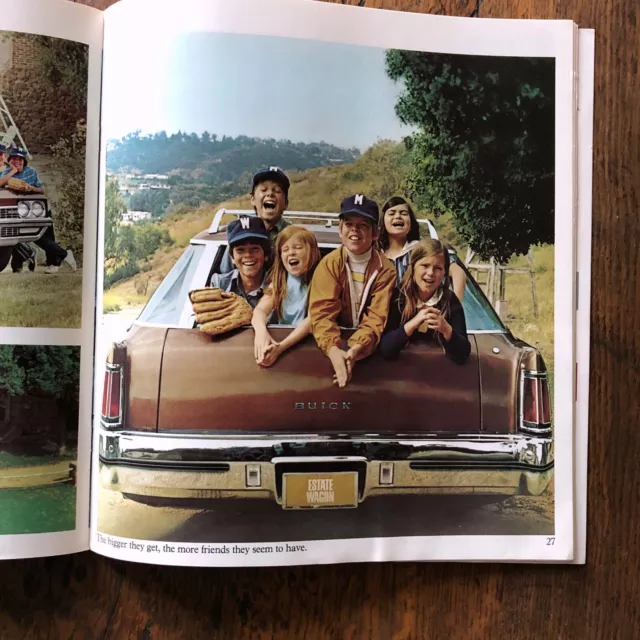 1972 BUICK Dealers Showroom Sales Brochure Your Buick Full Range Booklet Catalog
