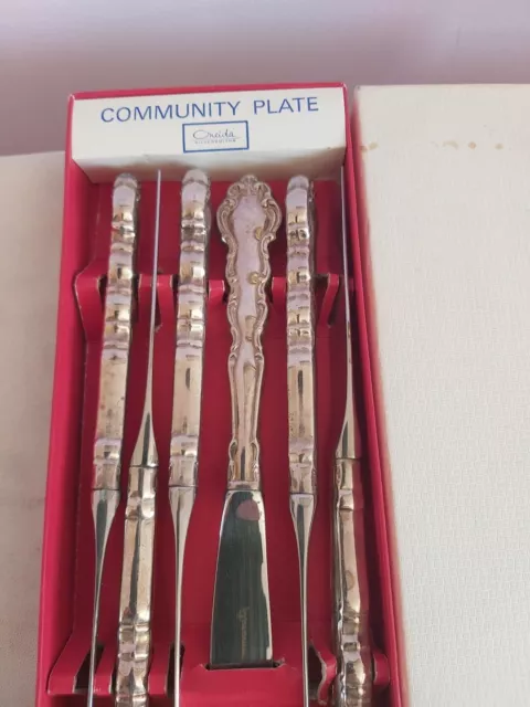 Silver Plated Oneida Community Plate Mansion House Utensil NEW BOXED 19 cm 2