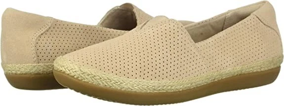 Clarks Danelly Sky Loafer Flat Beige Suede Slip on Sneaker,  Women Size 9 M  NEW