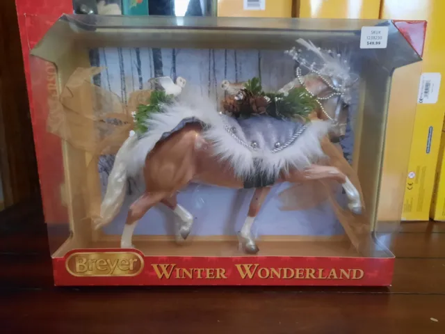 Breyer “Winter Wonderland” 2017 Christmas Horse Traditional Model #700120 NIB