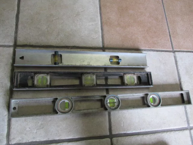 Lot Of 3 Stanley & Craftsman 18 Columbian 24 Ribbed Aluminum Alloy I Beam Levels