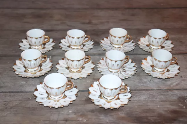 Service vaisselle café dinette enfant porcelaine Paris dorure tasses XIXème