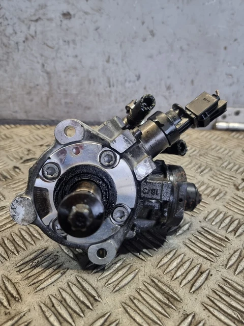 BMW 5 SERIES Fuel Injection Pump 0445010510 2009 E60 2.0L Diesel 520D £ ...