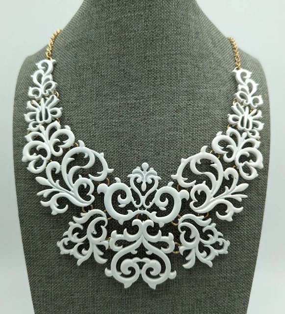 Signed Charming Charlie Gold Tone White Enamel Snowflake Vine Statement Necklace