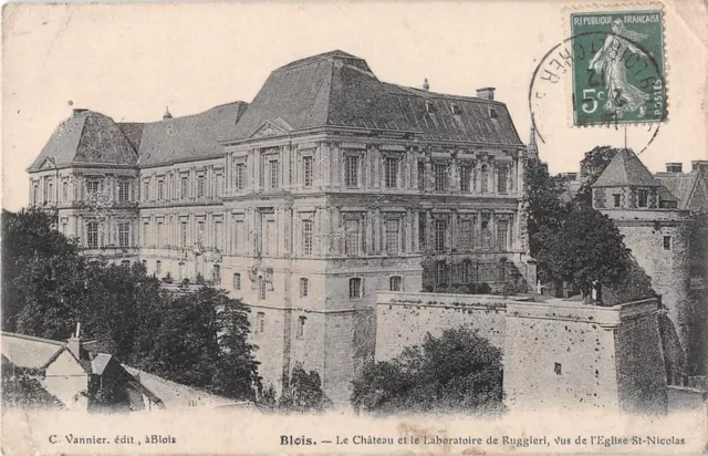 CPA 41 - BLOIS - le Château et le Laboratoire de Ruggieri, vus DE l'Eglise