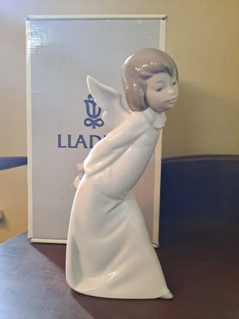 Vintage  Lladro 1990 "Curious Angel" Figurine  #04960 9.5" Tall In Original Box