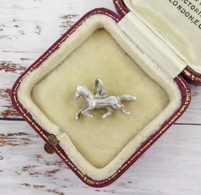 Vintage sterling silver galloping horse charm / pendant, 925 equestrian foal