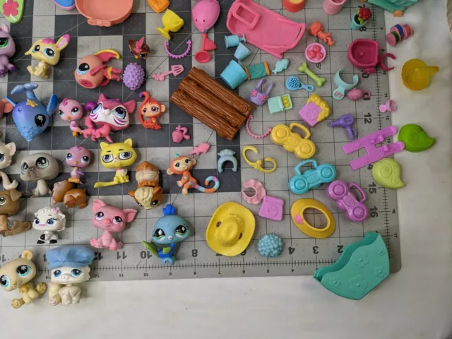 Hasbro Littlest Pet Shop LPS Animal Lot Figures Accessories 3