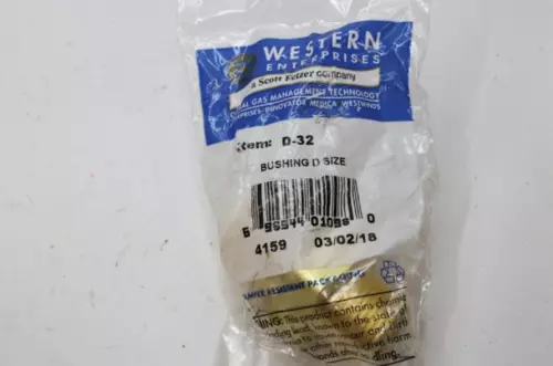 Western Enterprises Regulator Outlet Bushing Brass D-Size 3/4" NPT D-32